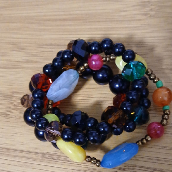 Jewelry - Multicolor Beaded Bracelet Set